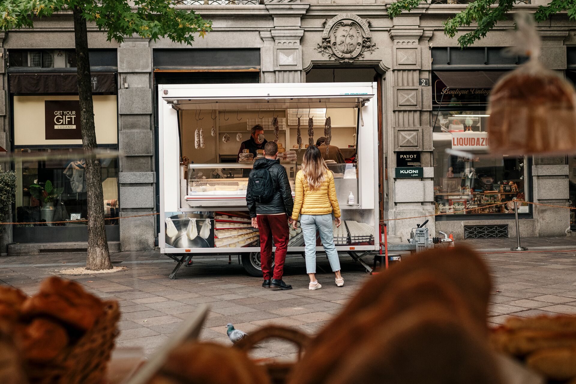 Web image-LR_mercato-alimentare_lugano_svizzera-turismo-silvano-zeiter_2020_0002